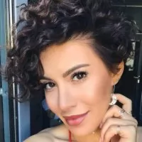 Clara
