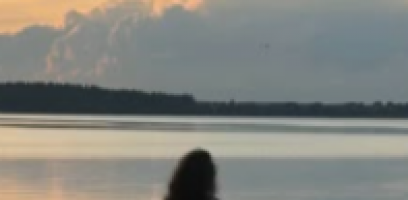 O Caminho Sagrado da Solitude: Por Que Ficar Solzinho por um Tempo Pode Ser o Seu Maior Ato de Cura